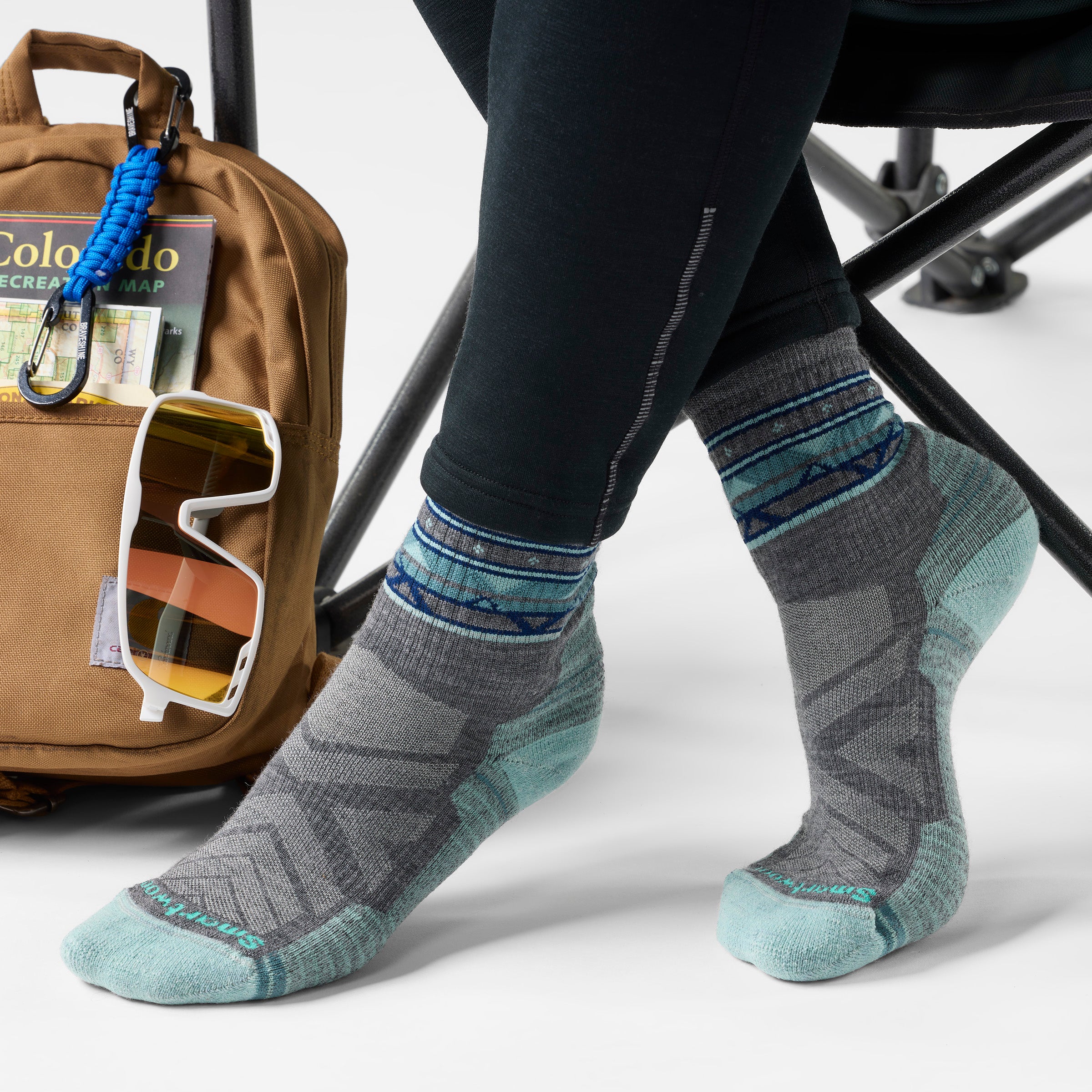 Women's Hike Zig Zag Valley Mid Crew Socks - Image 2