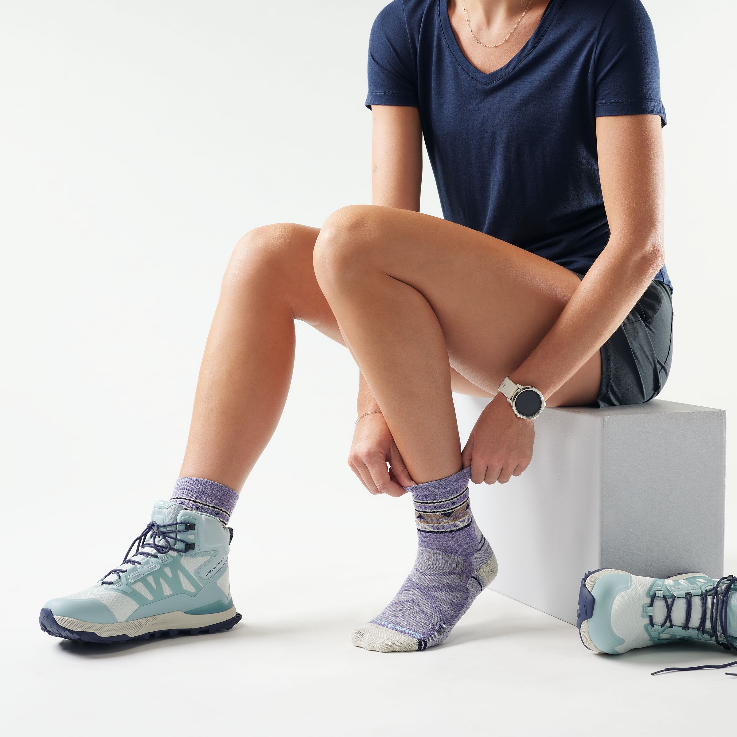 Women's Hike Zig Zag Valley Mid Crew Socks - Image 6