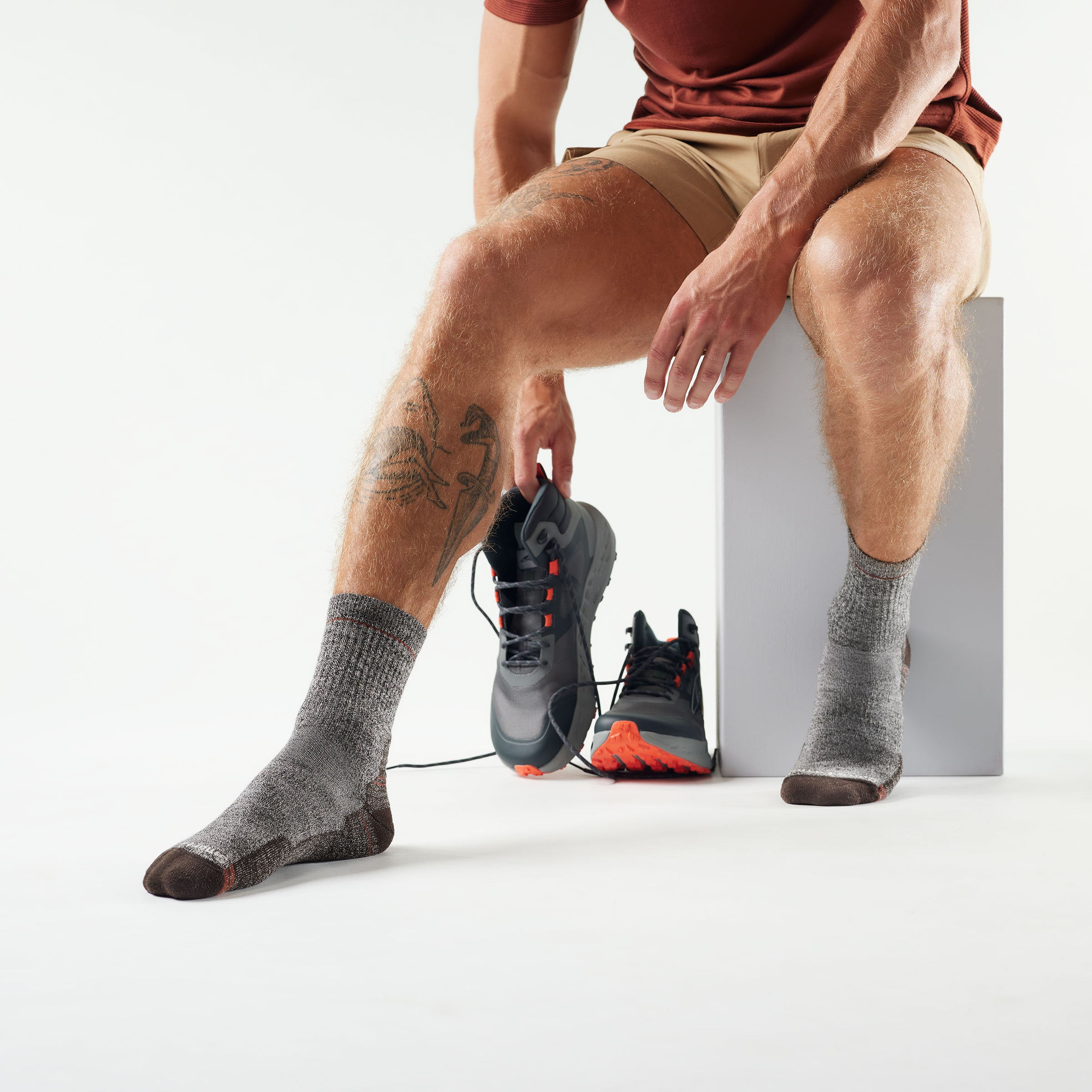Hike Mid Crew Socks - Image 3
