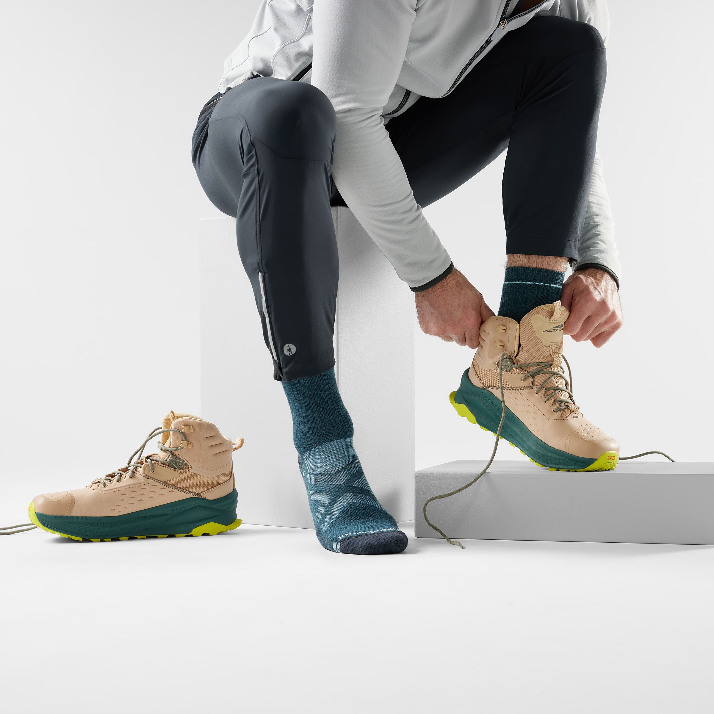 Hike Full Cushion Crew Socks - Image 4