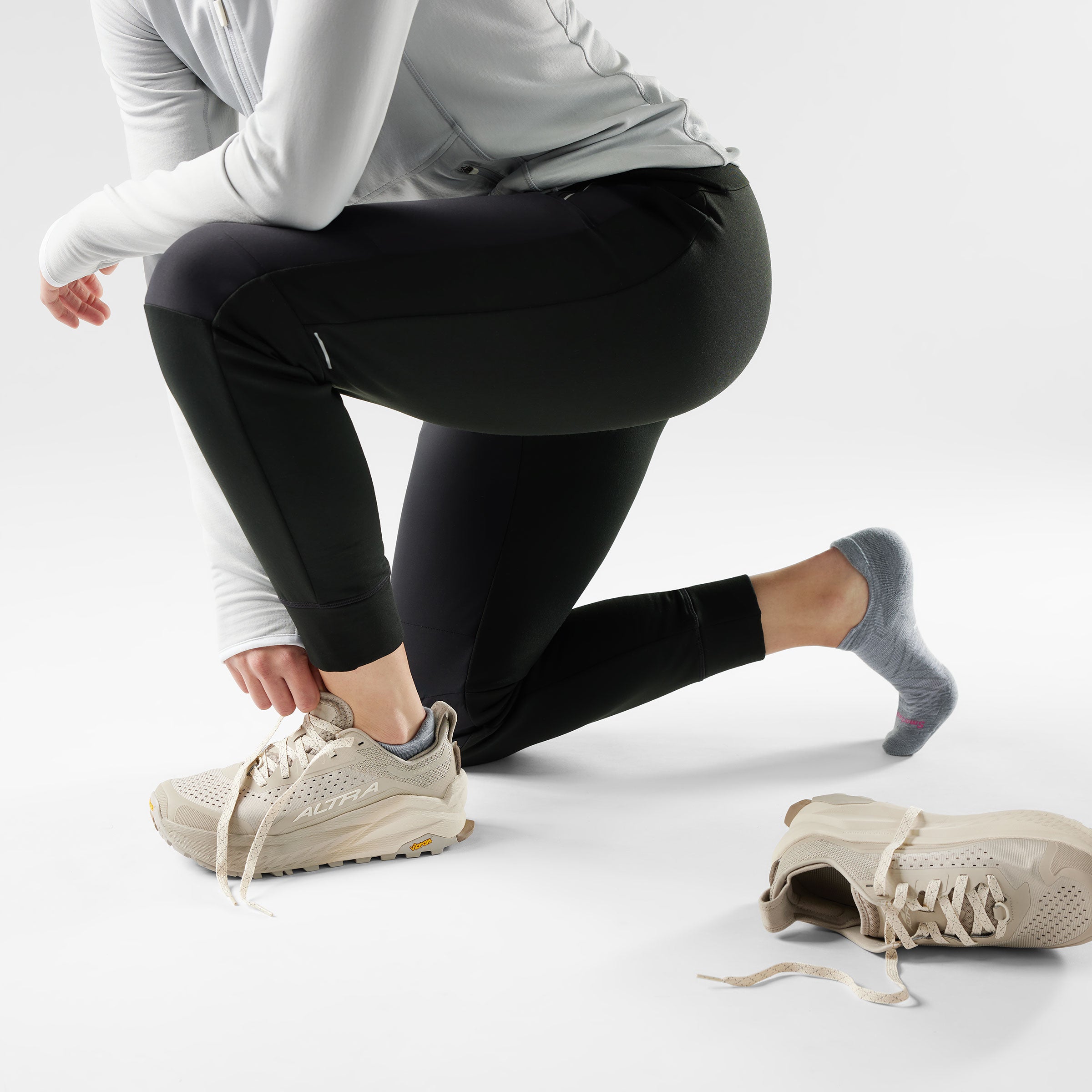 Women's Run Low Ankle Socks - Image 20