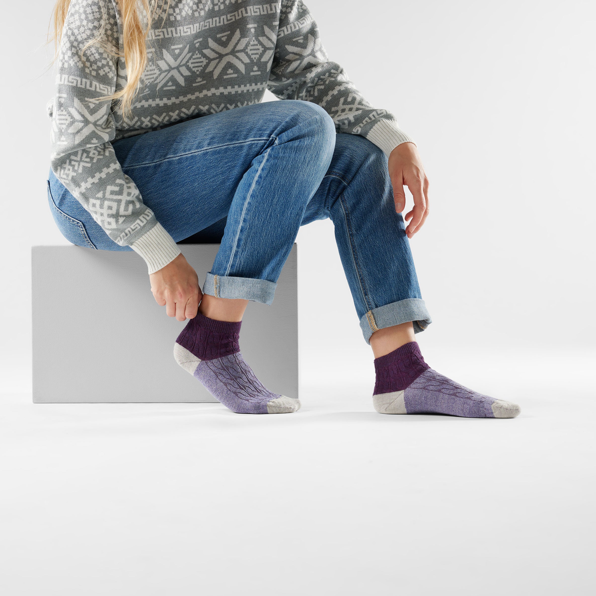 Women's Everyday Cable Ankle Socks - Image 4