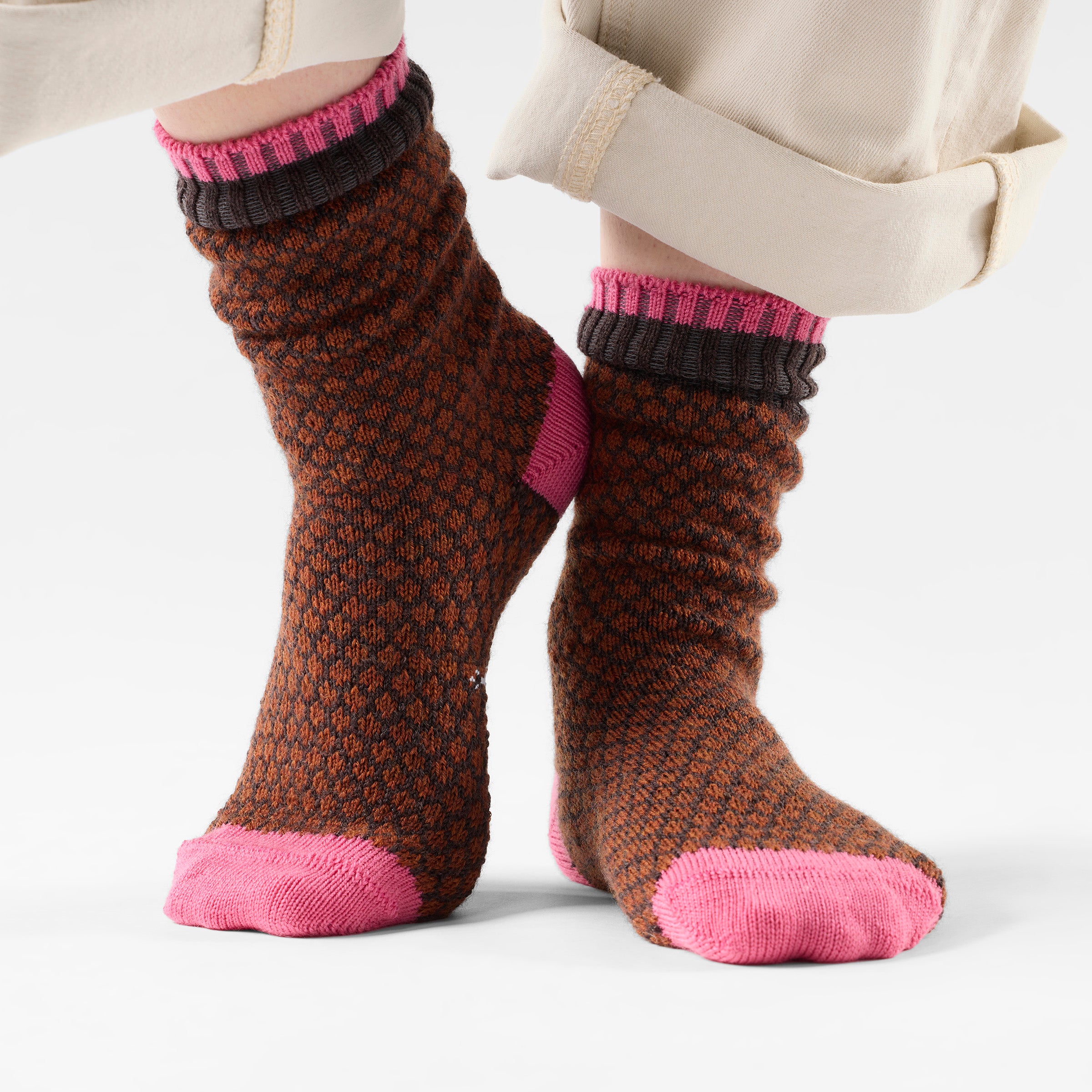 Women's Everyday Cozy Popcorn Polka Dot Crew Socks - Image 2