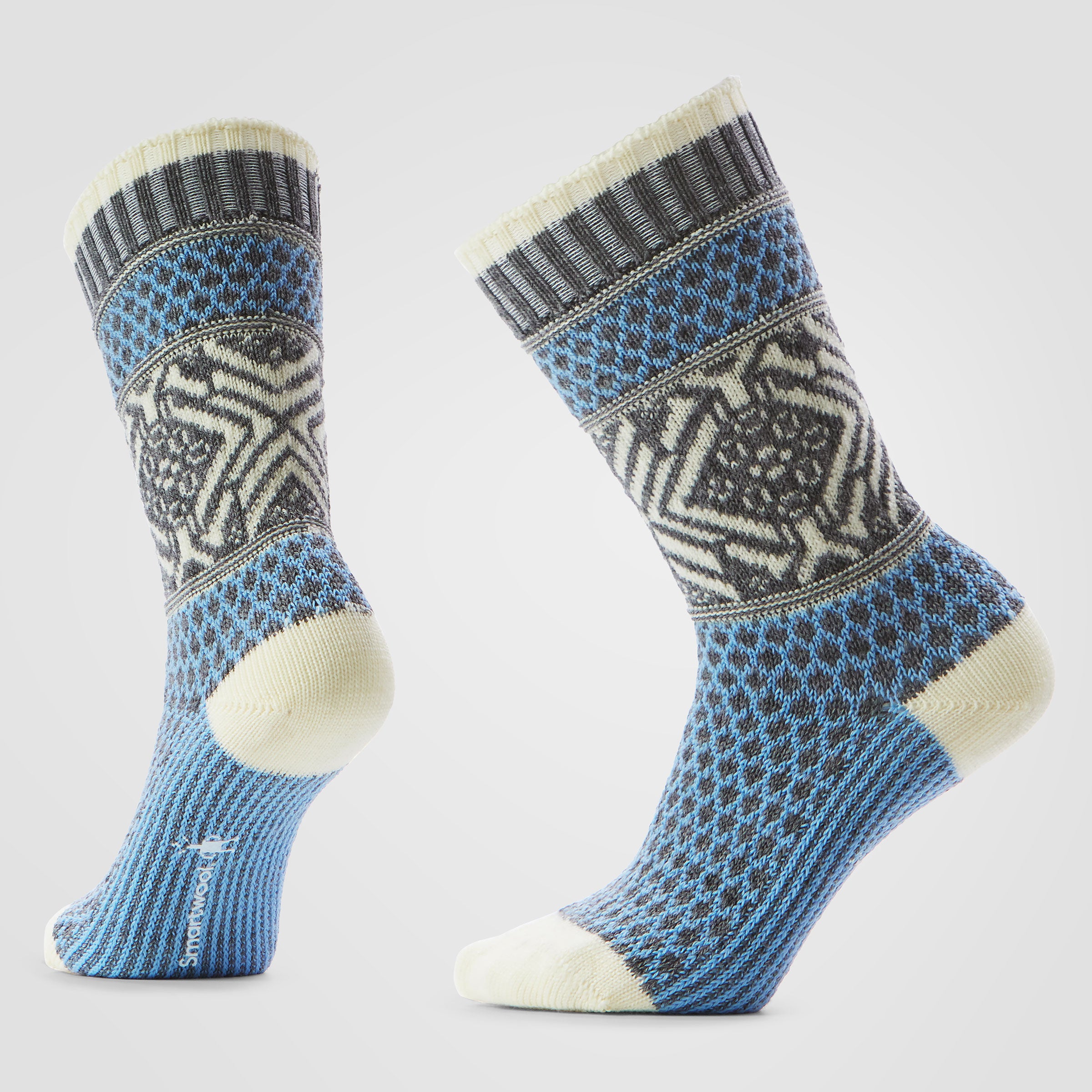 Women's Everyday Cozy Popcorn Snowflake Crew Socks - Image 5