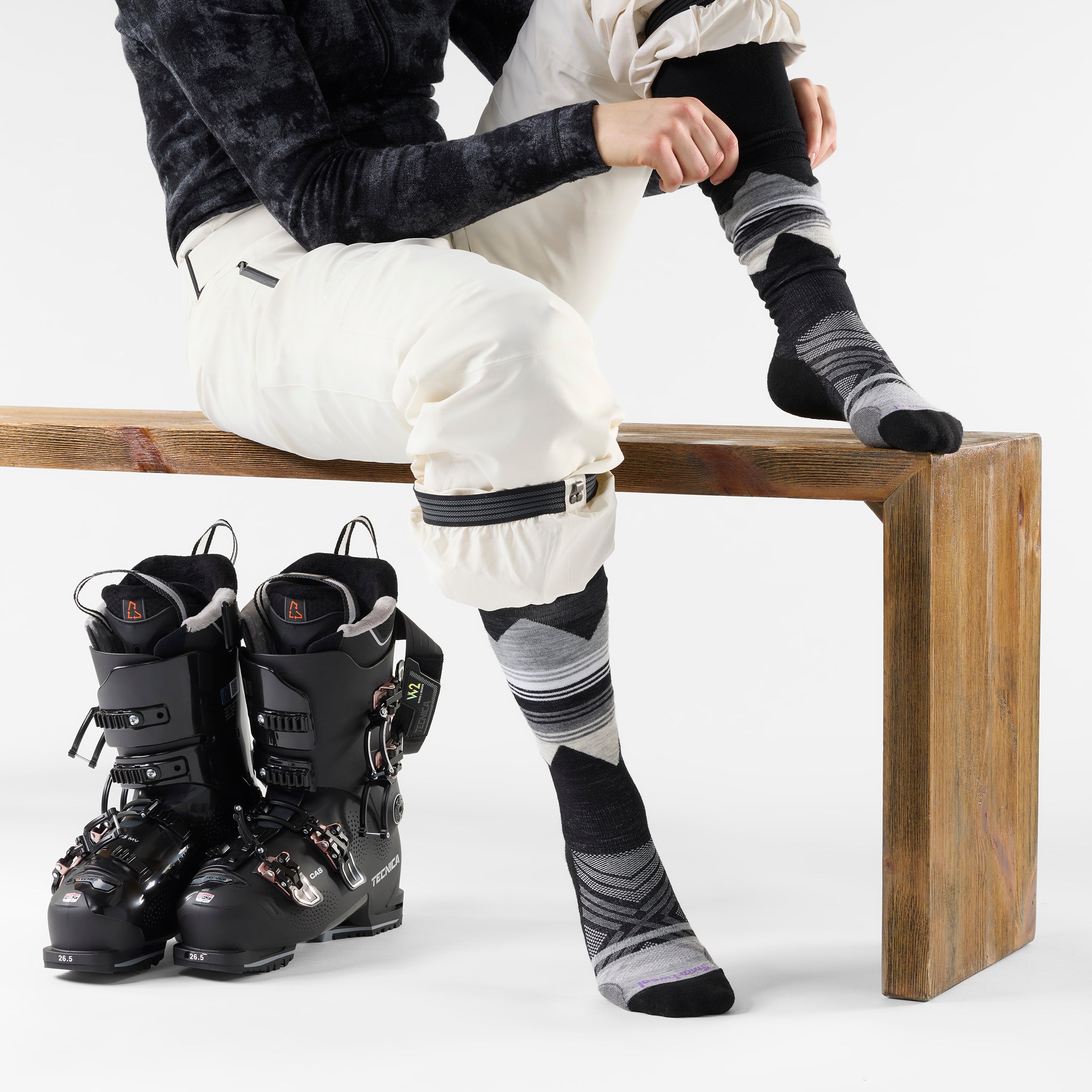 Women's Ski Pattern Over The Calf Socks - Image 2