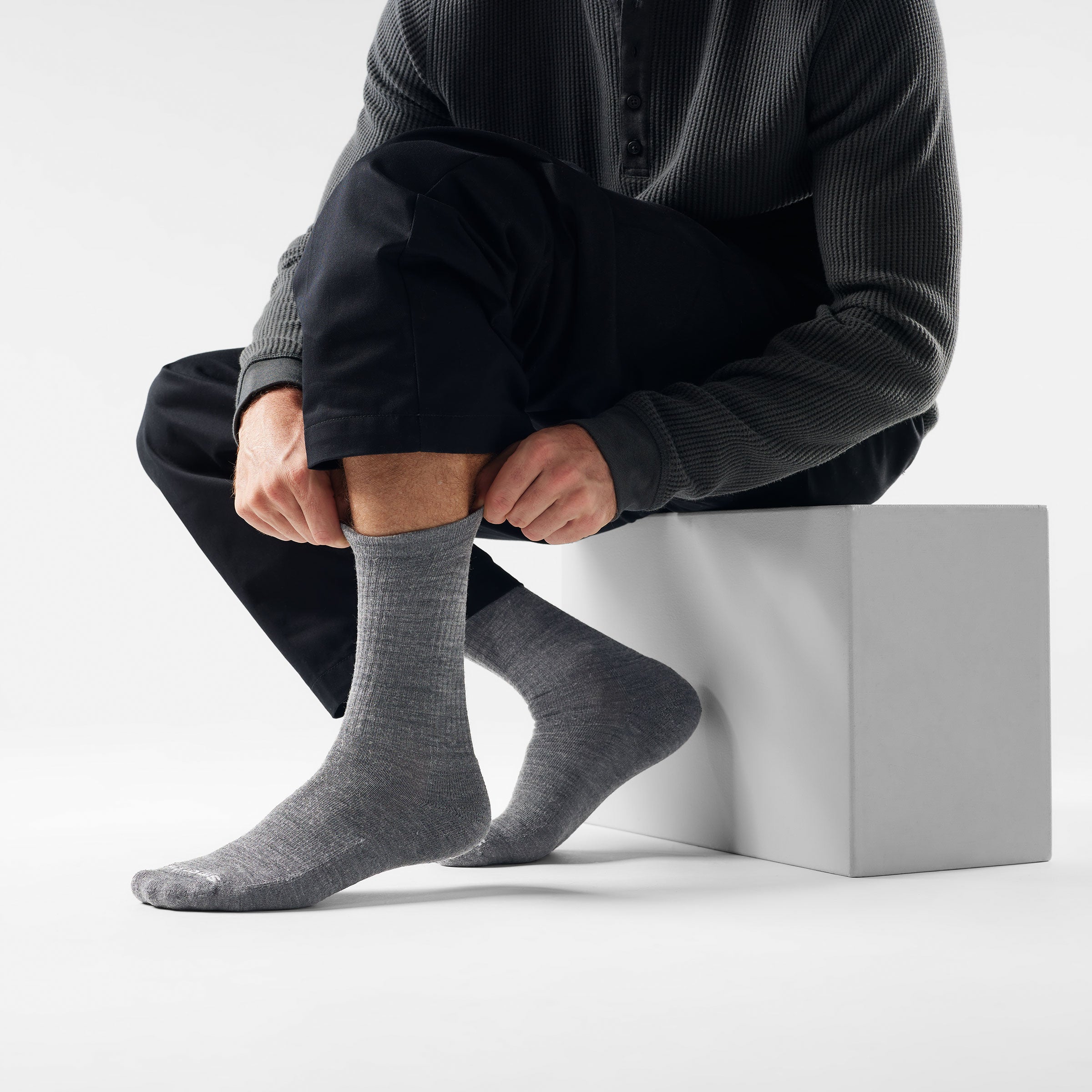 Everyday Solid Rib Crew Socks - Image 9