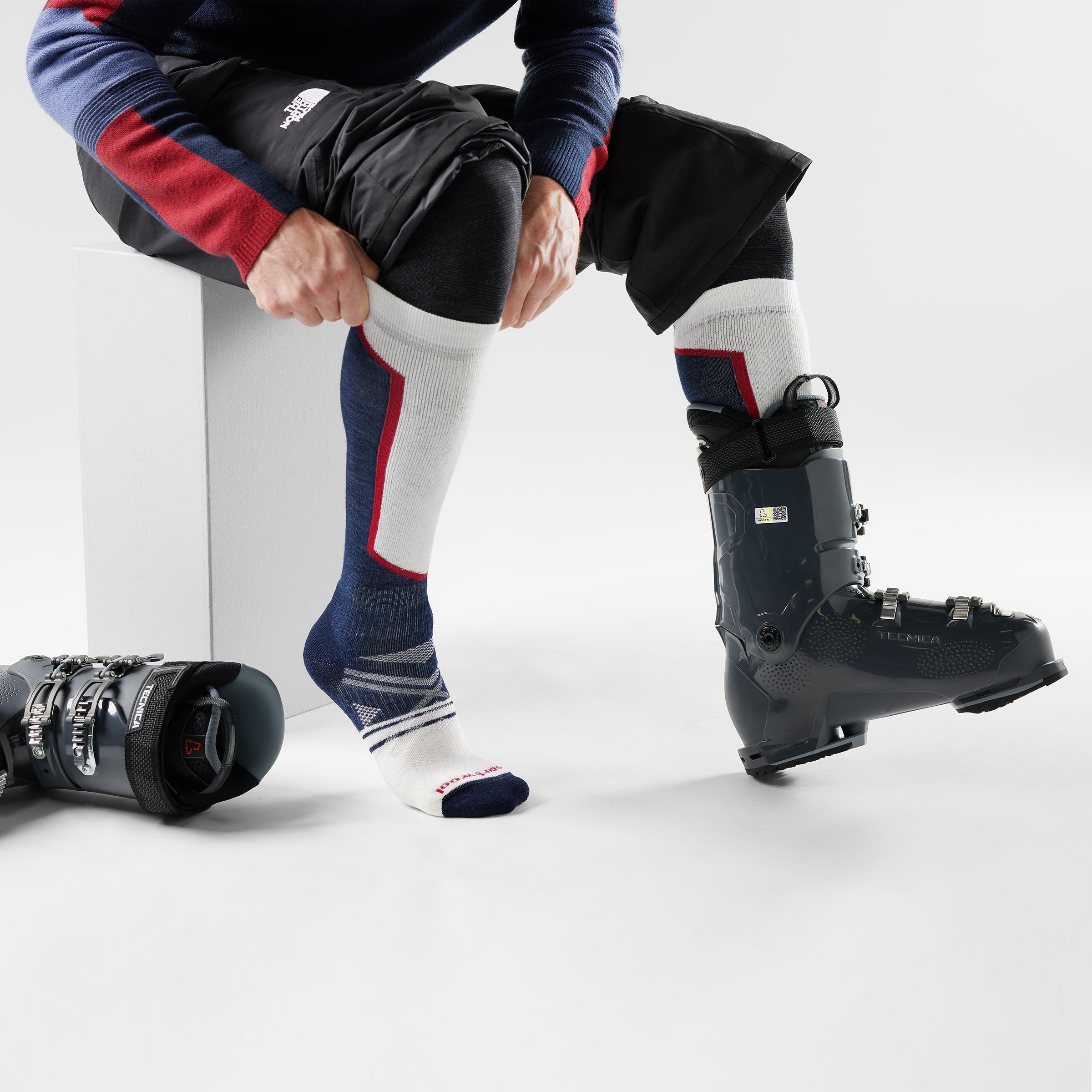 Ski Over The Calf Socks - Image 6