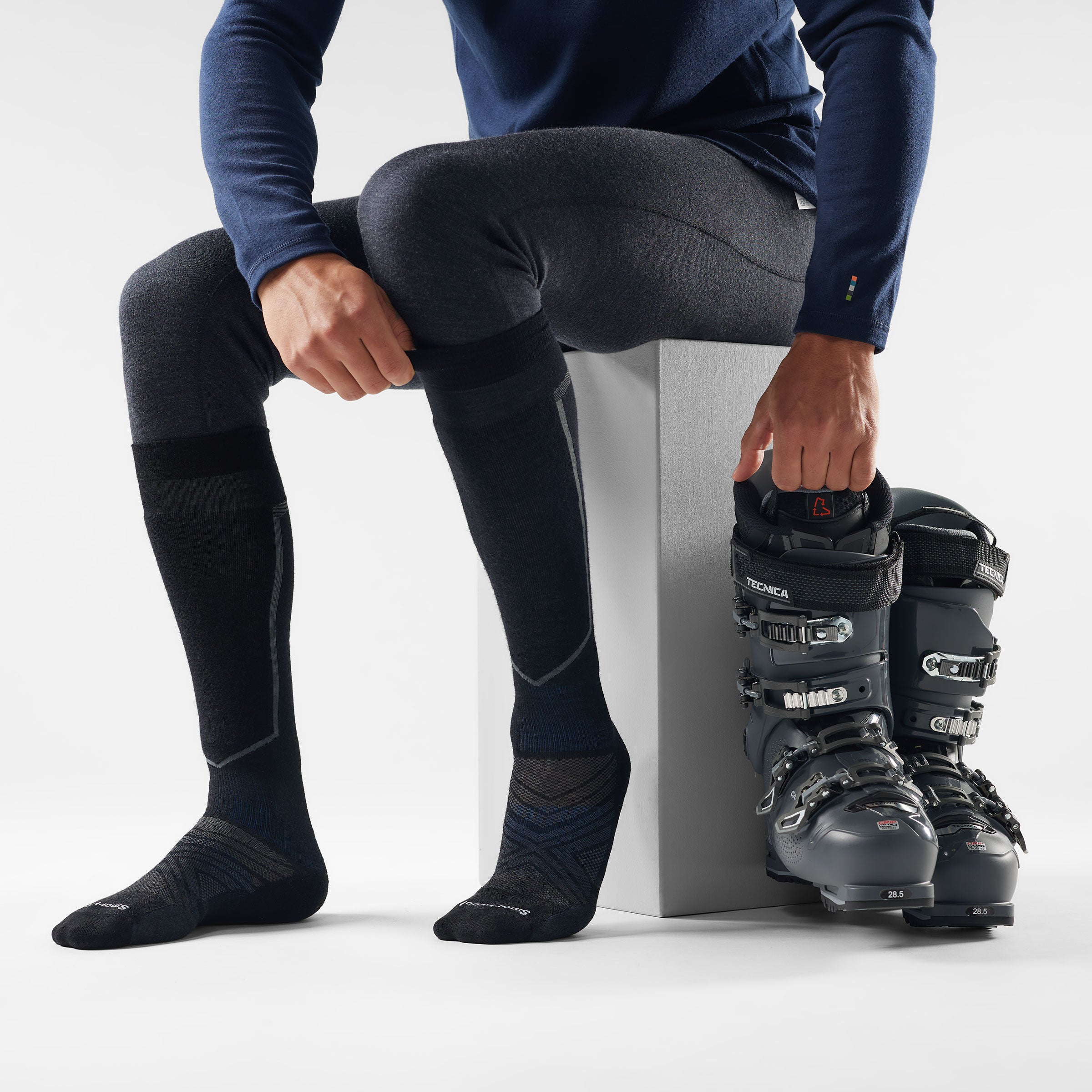 Ski Over The Calf Socks - Image 12