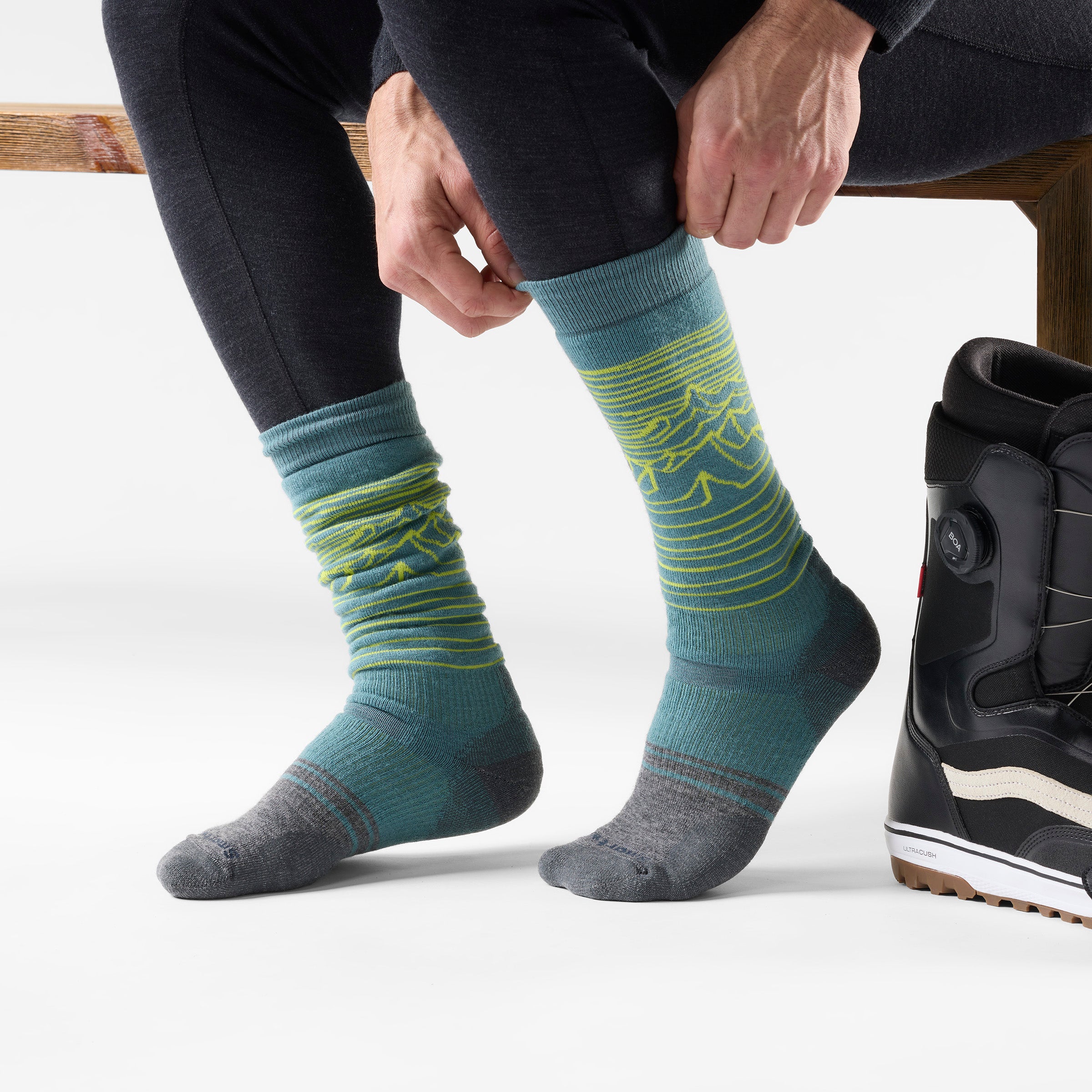 Snowboard Iguchi Pattern Over The Calf Socks - Image 4