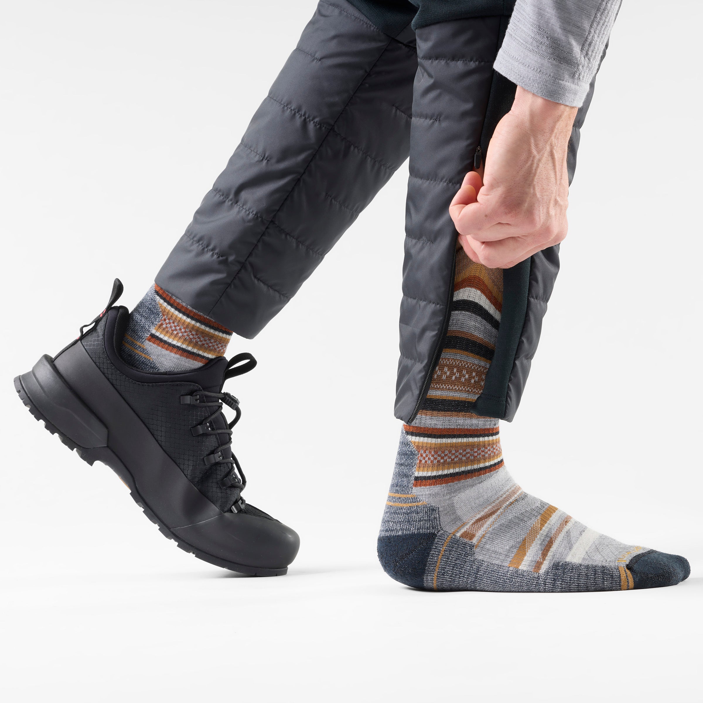 Hike Panorama Crew Socks - Image 4
