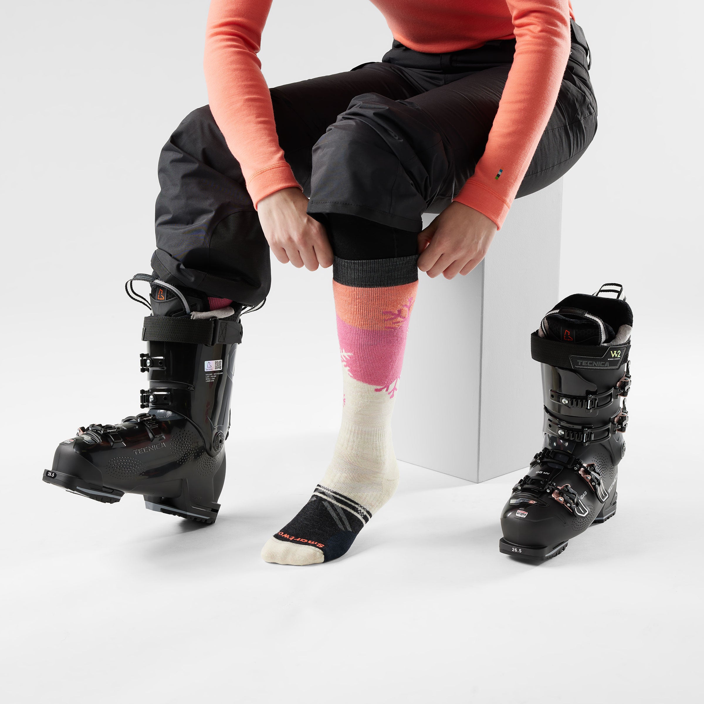 Women's Ski Snowpocalypse Pattern Over The Calf Socks - Image 7