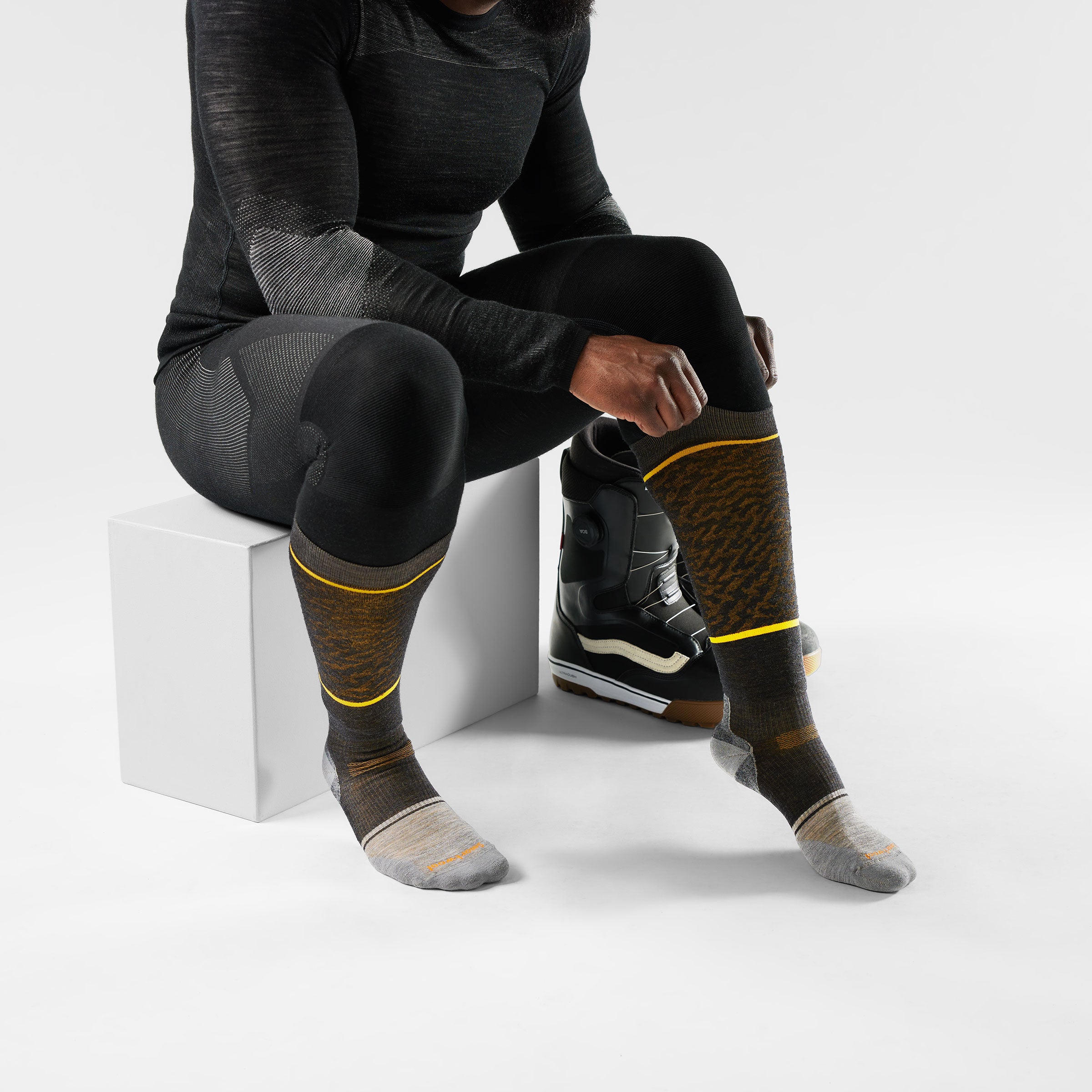 Snowboard Retro Line Over The Calf Socks - Image 2