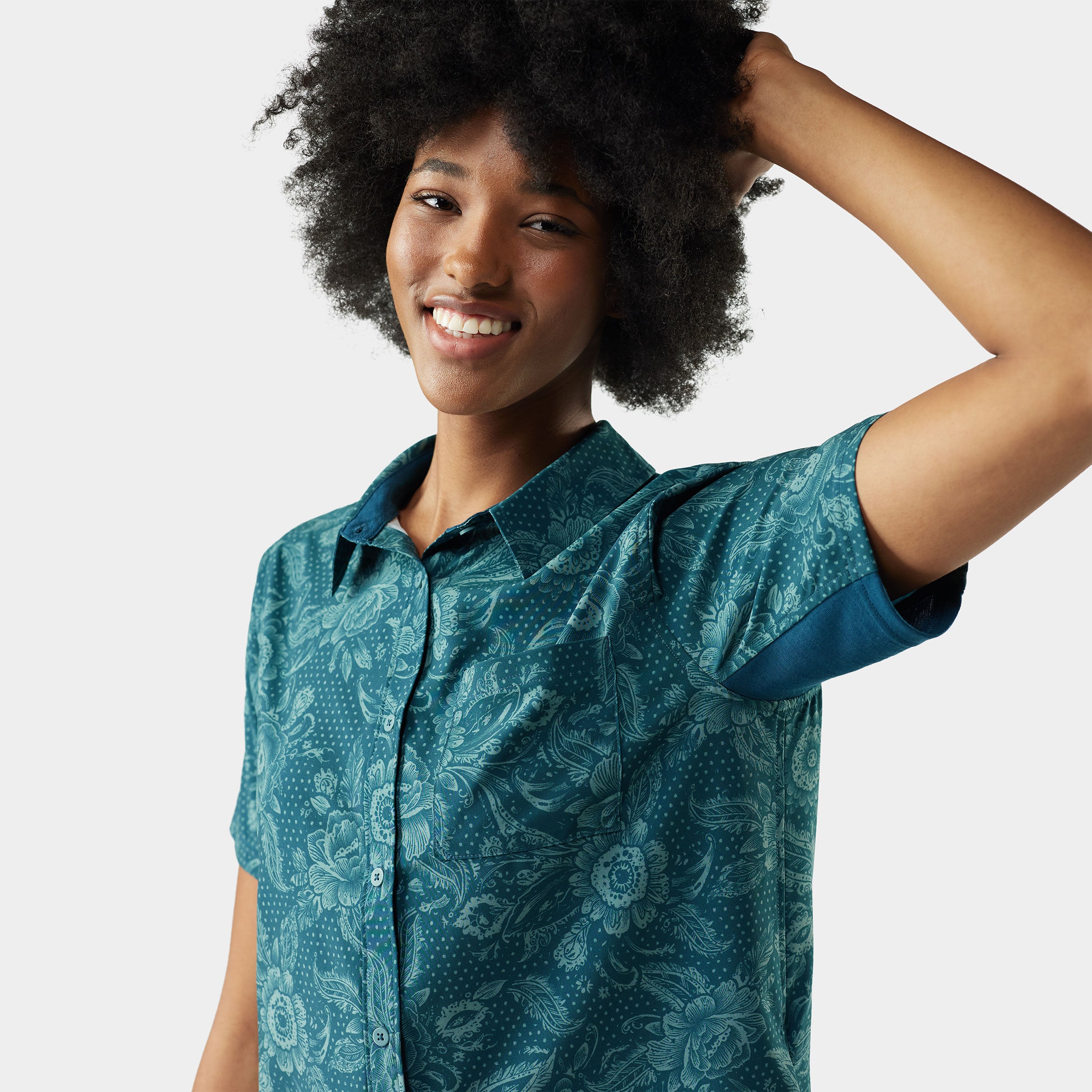 Women's Everyday Short Sleeve Button Down - Image 4