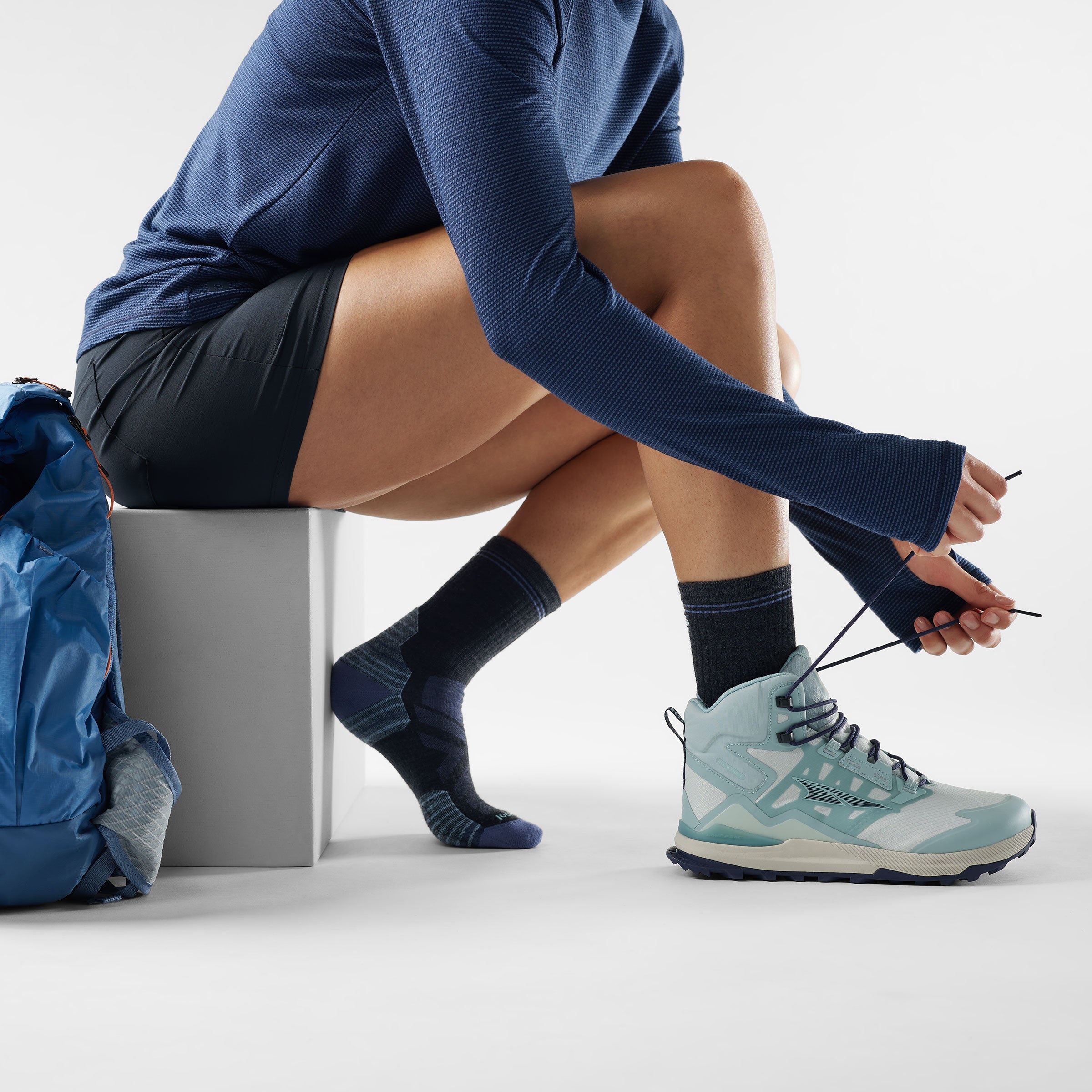 Women's Hike Mid Crew Socks - Image 10