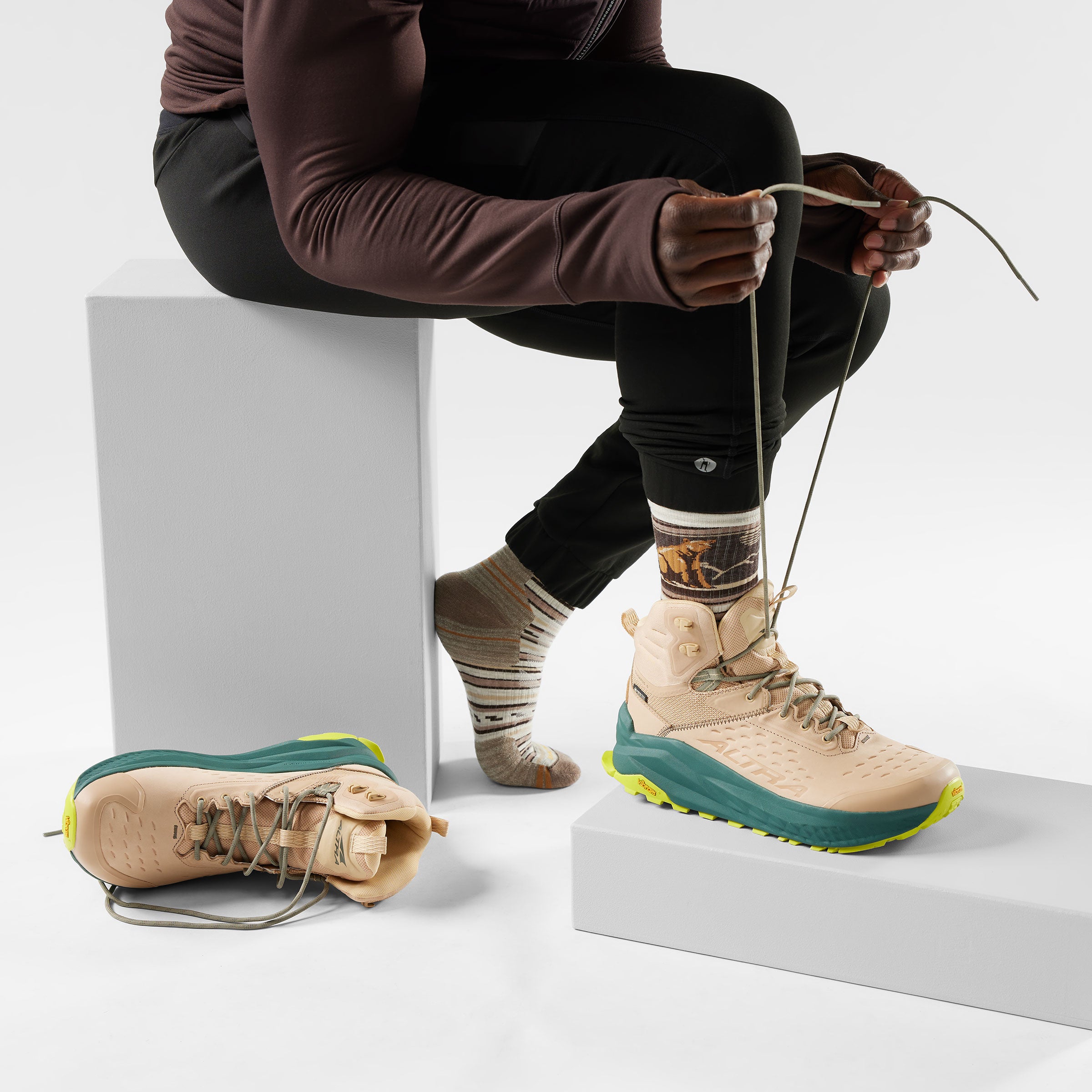 Hike Bear Stripe Mid Crew Socks - Image 2