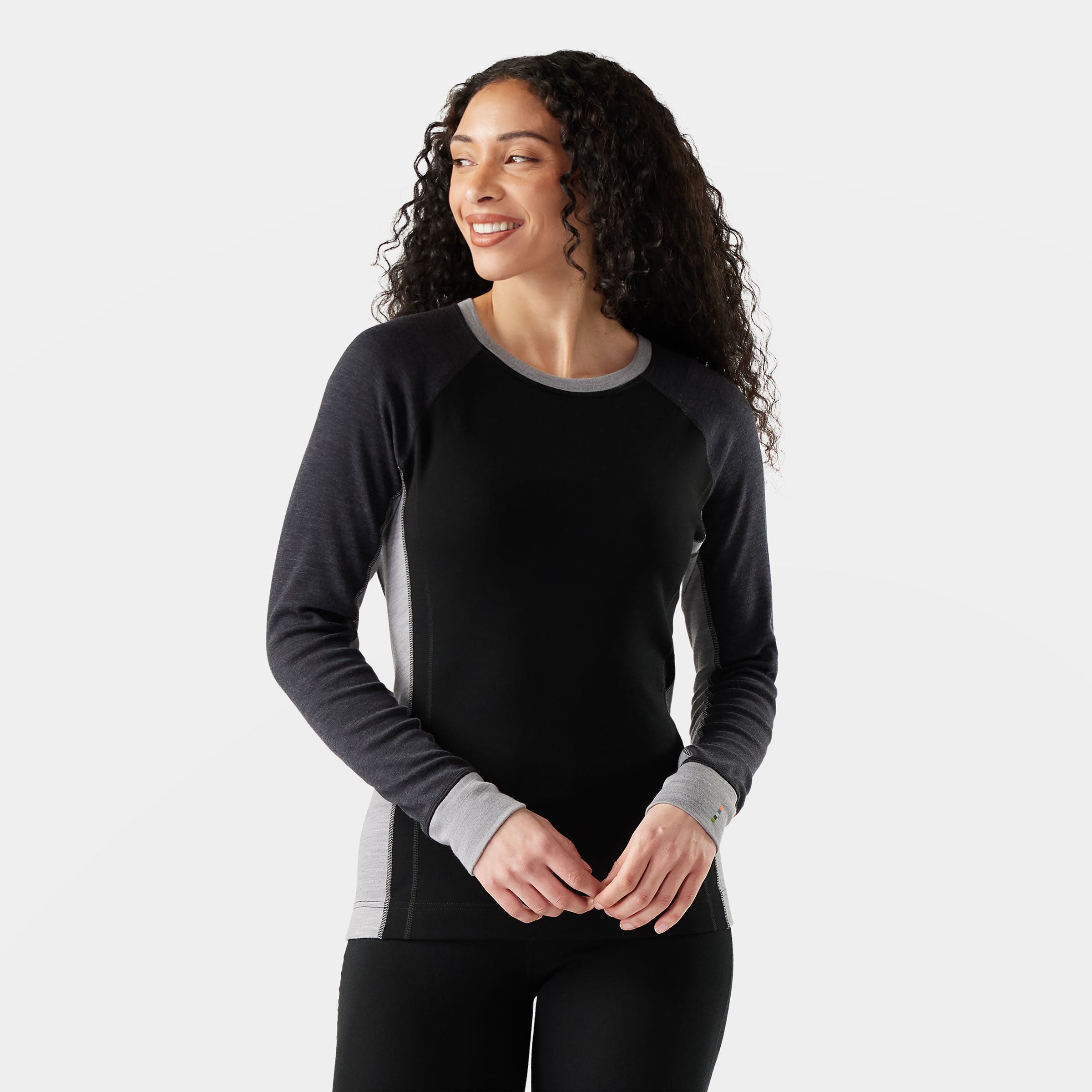 Women's Classic Thermal Merino Base Layer Colorblock Crew - Image 8