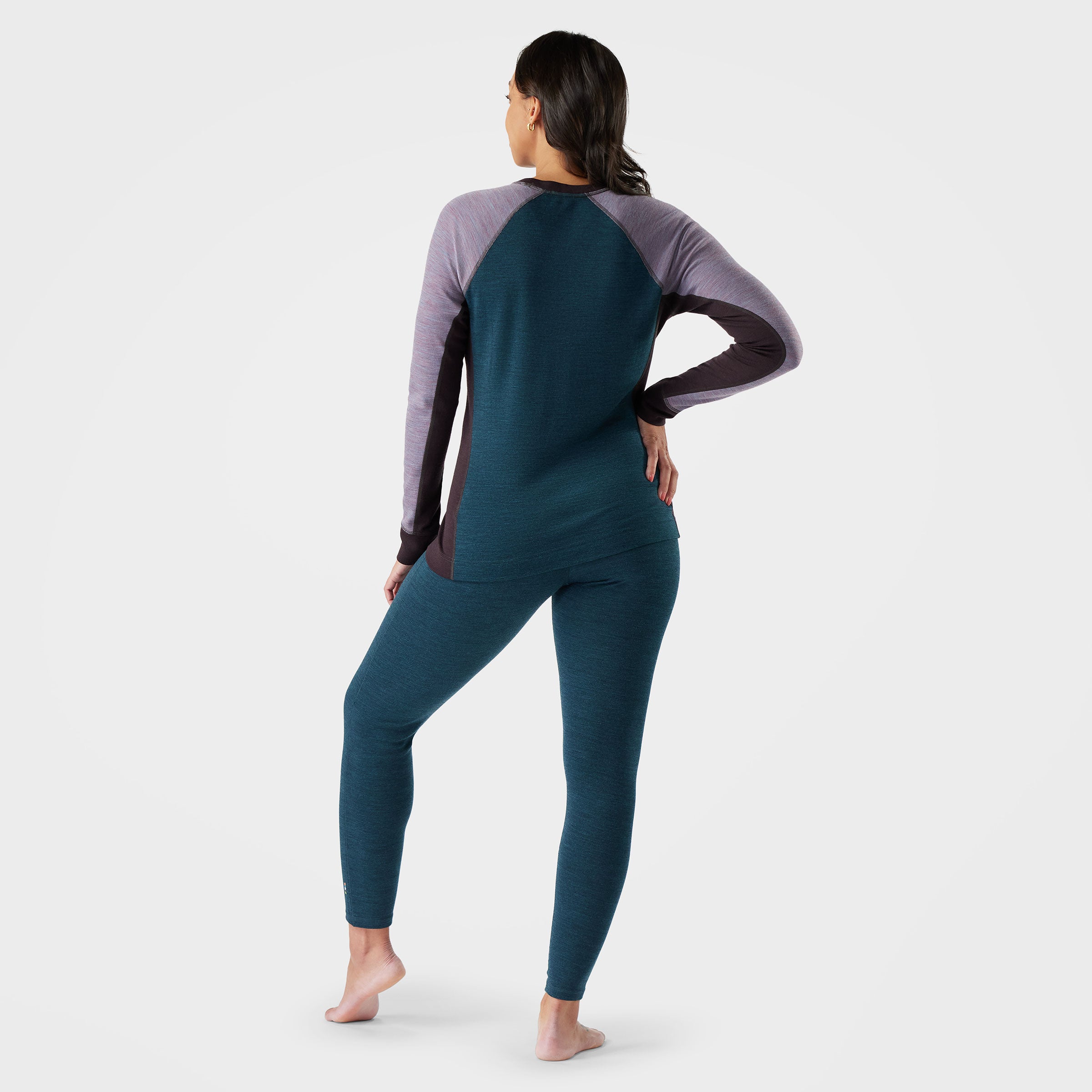 Women's Classic Thermal Merino Base Layer Colorblock Crew - Image 6