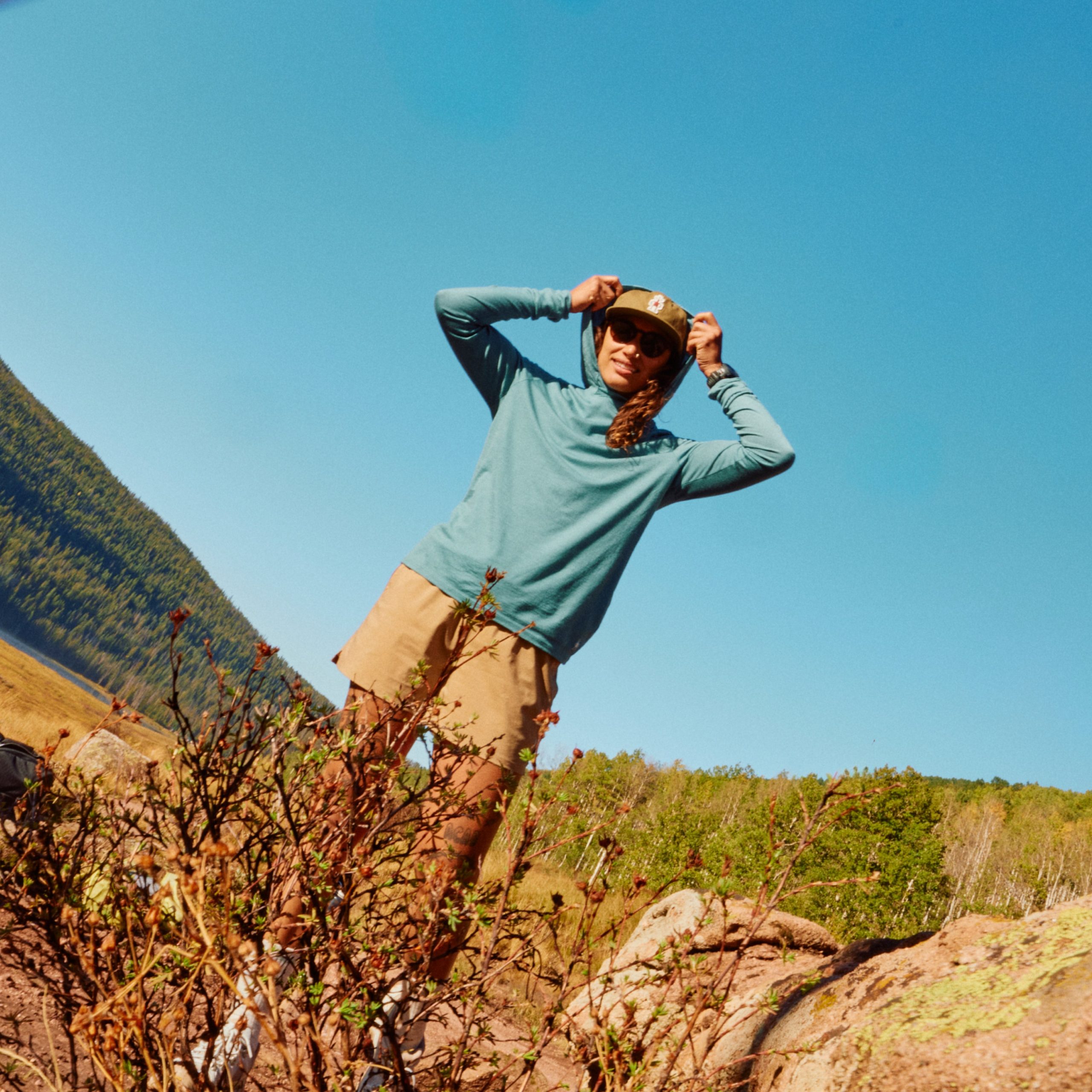 Women's Merino Sun Hoodie - Image 7