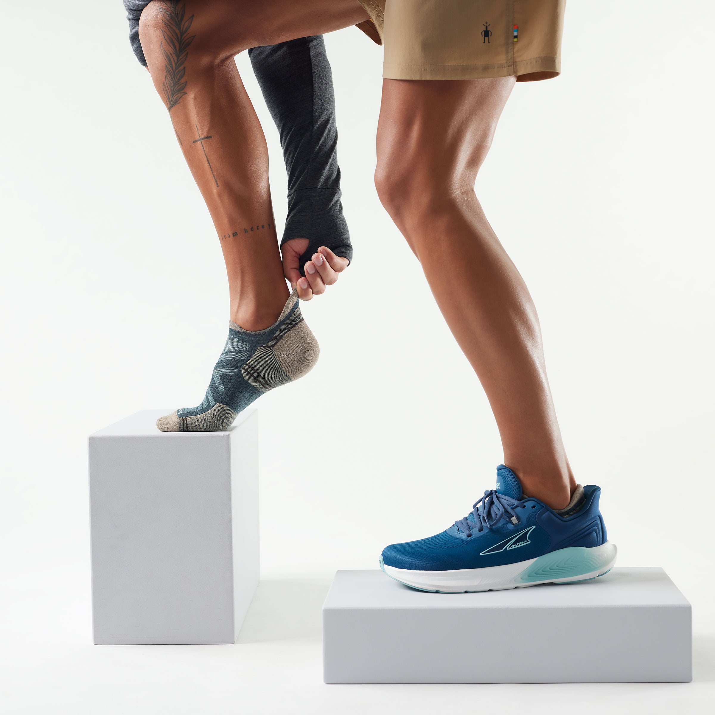 Hike Low Ankle Socks - Image 4