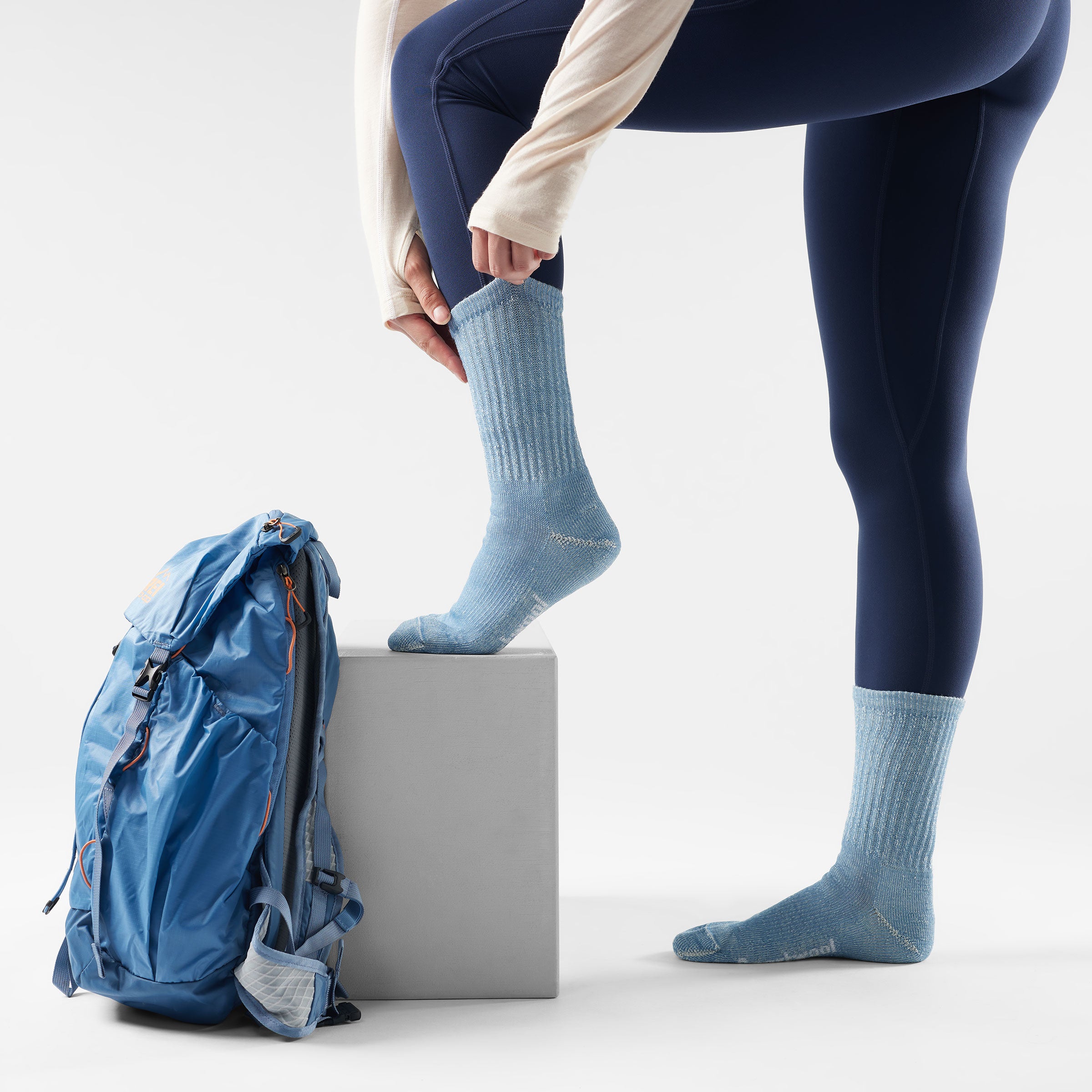 Women's Hike Classic Edition Crew Socks - Image 3
